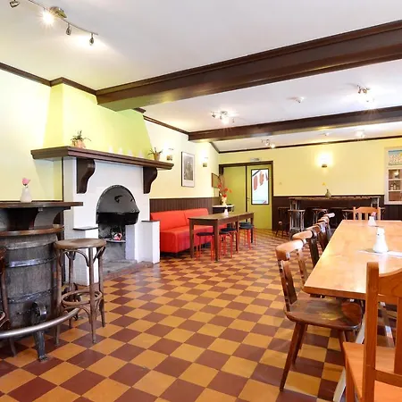 Tatil Evi Spacious Holiday Home In Durbuy With Terrace