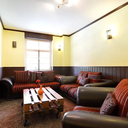 Tatil Evi Spacious Holiday Home In Durbuy With Terrace Barvaux